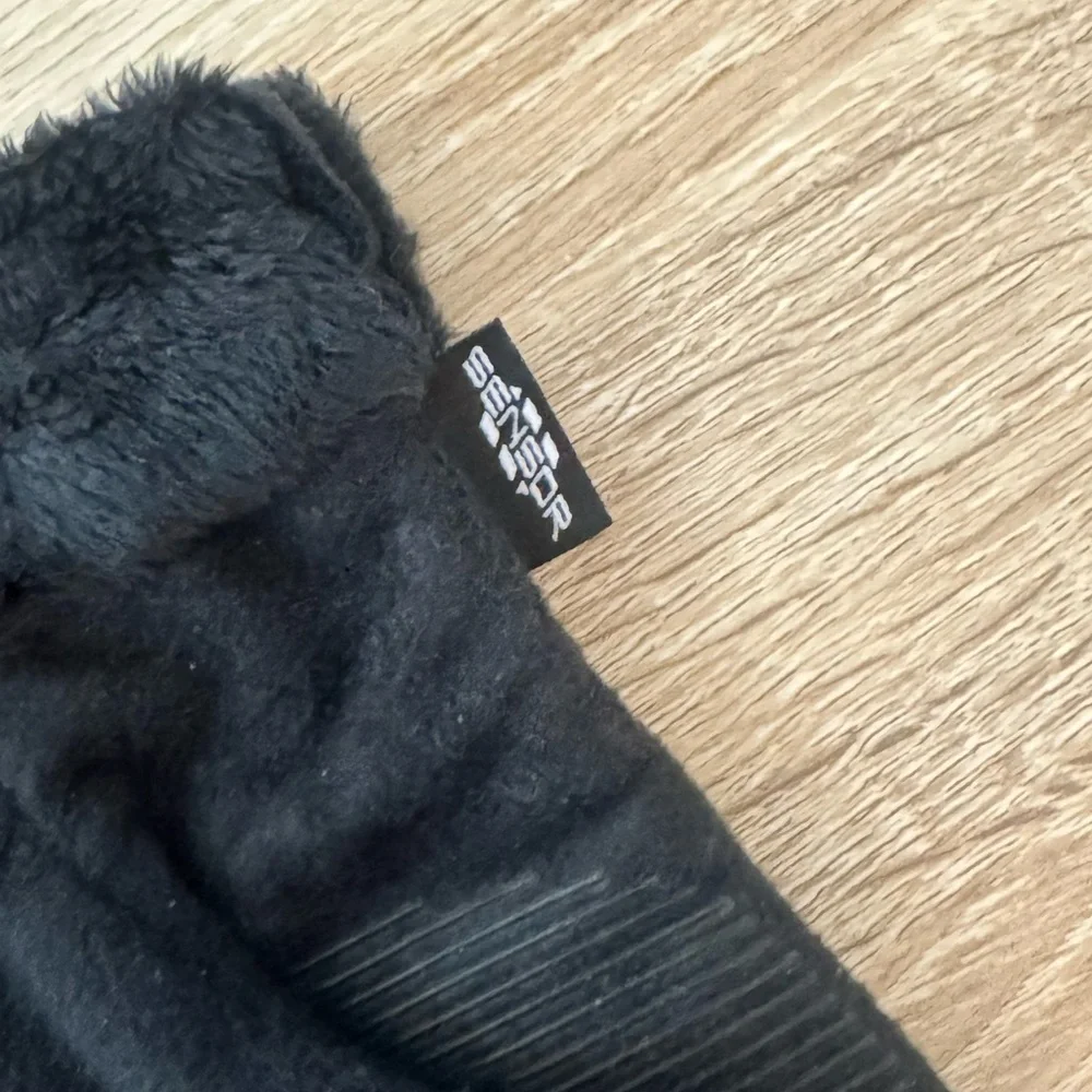 Outdoor Research Fluffy Sensor Women’s Black Gloves Size Small‎